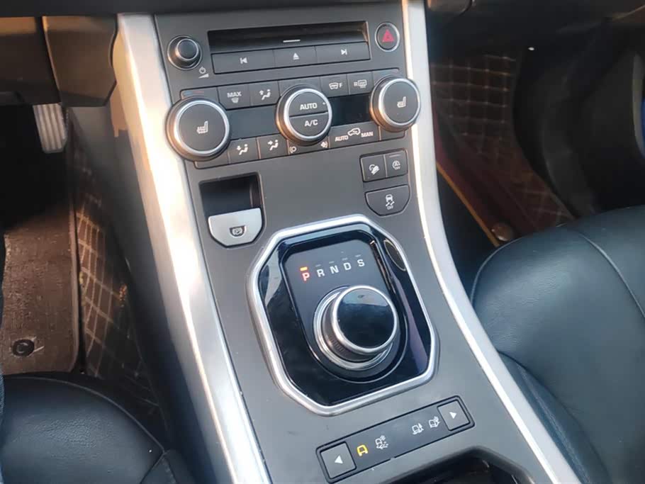 Land Rover Range Rover Aurora