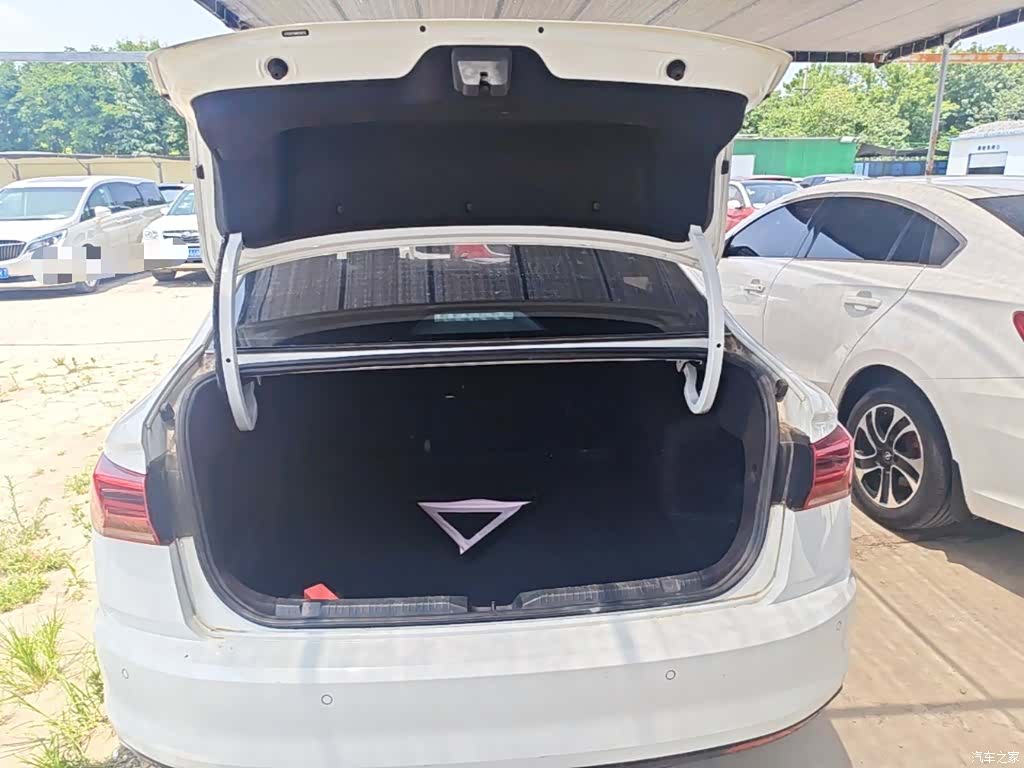 Volkswagen Bora, 2022 19