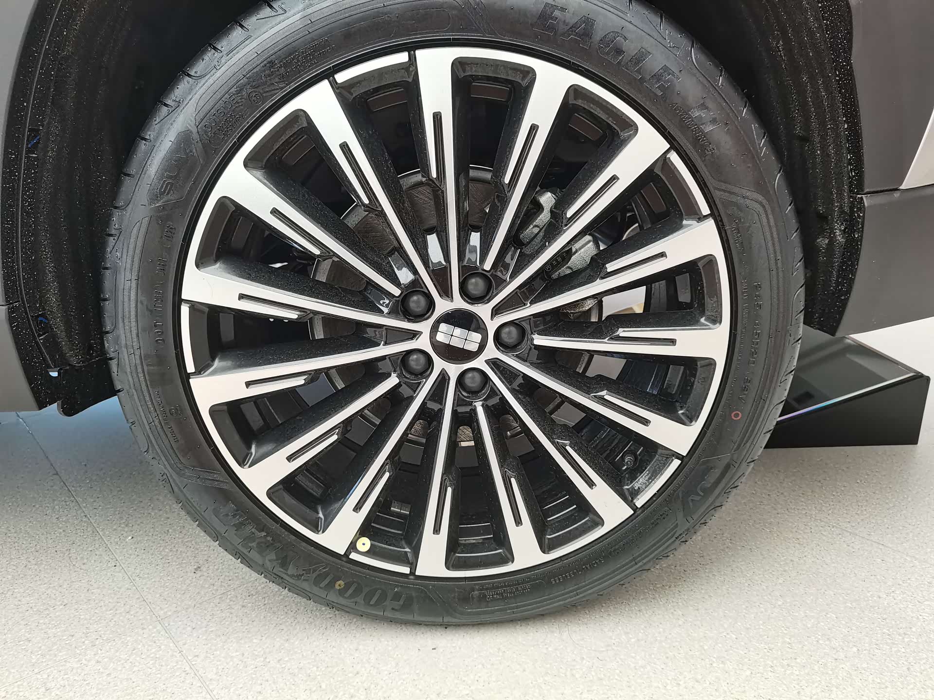 Geely M7, 2026 19