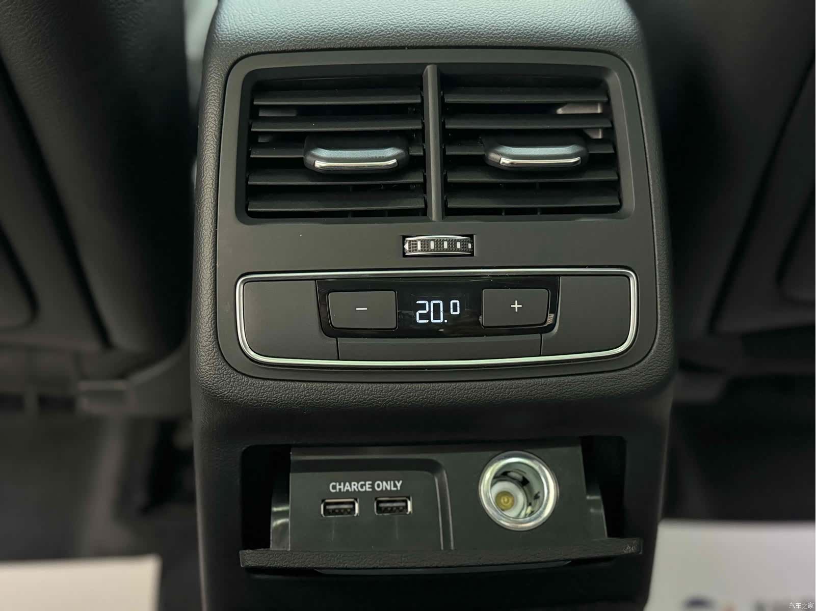 Audi A4L, 2018 17