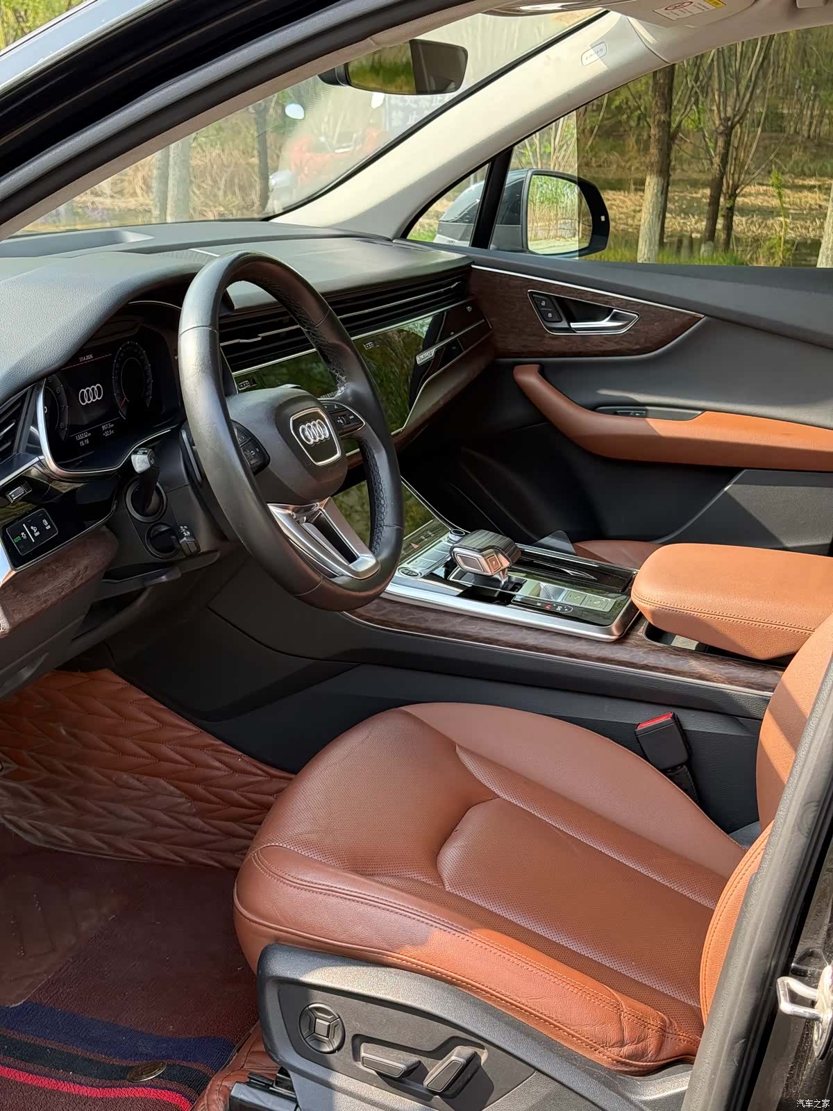Audi Q7, 2022 4
