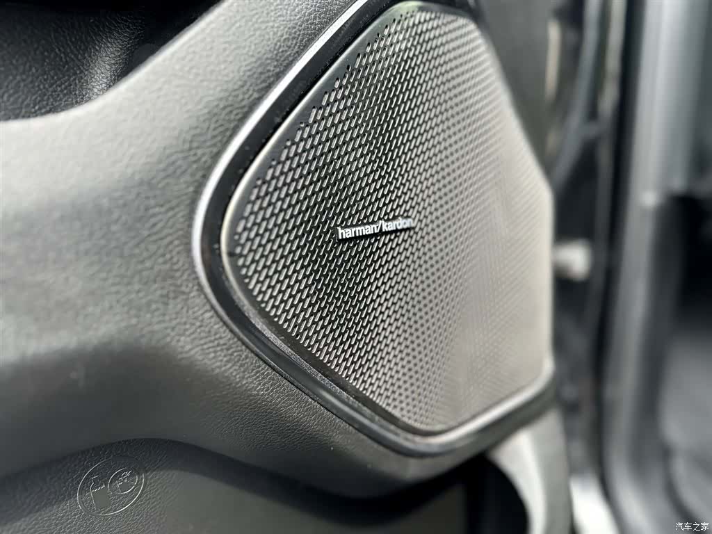 RAM Trucks, 2023 13