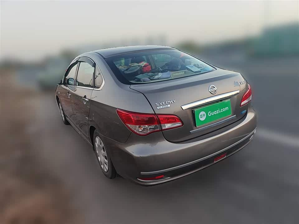 Nissan Xuan Yi