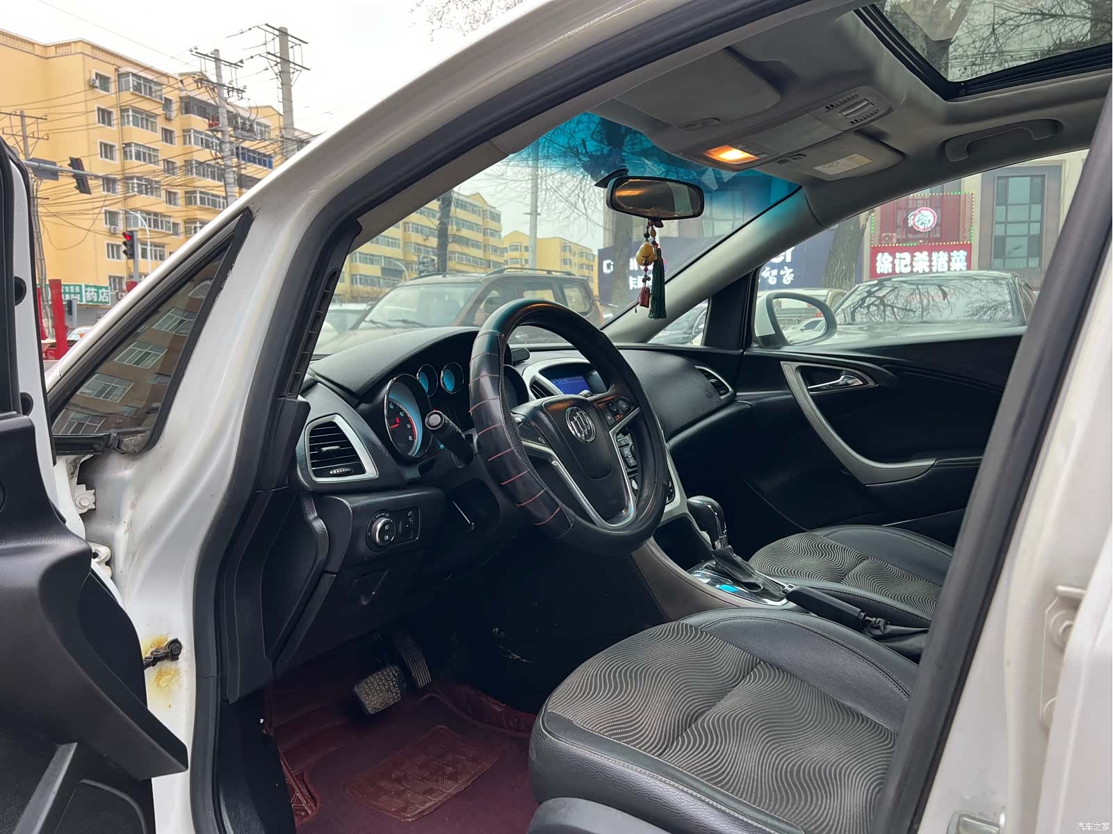 Buick XT, 2016 8