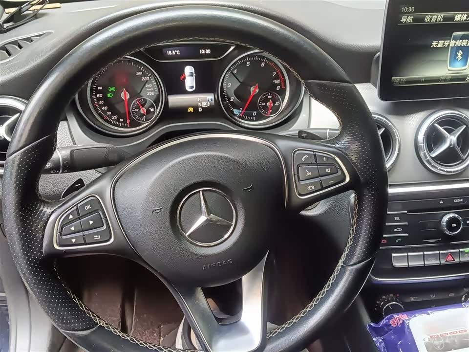Mercedes-Benz CLA