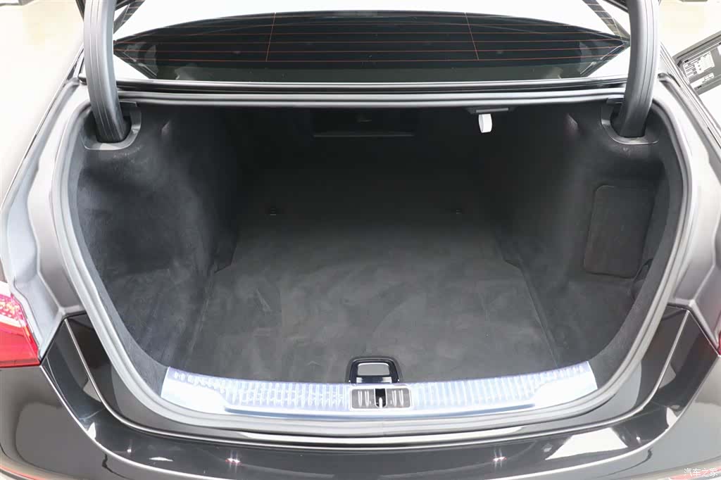 Maybach S-Class, 2023 31