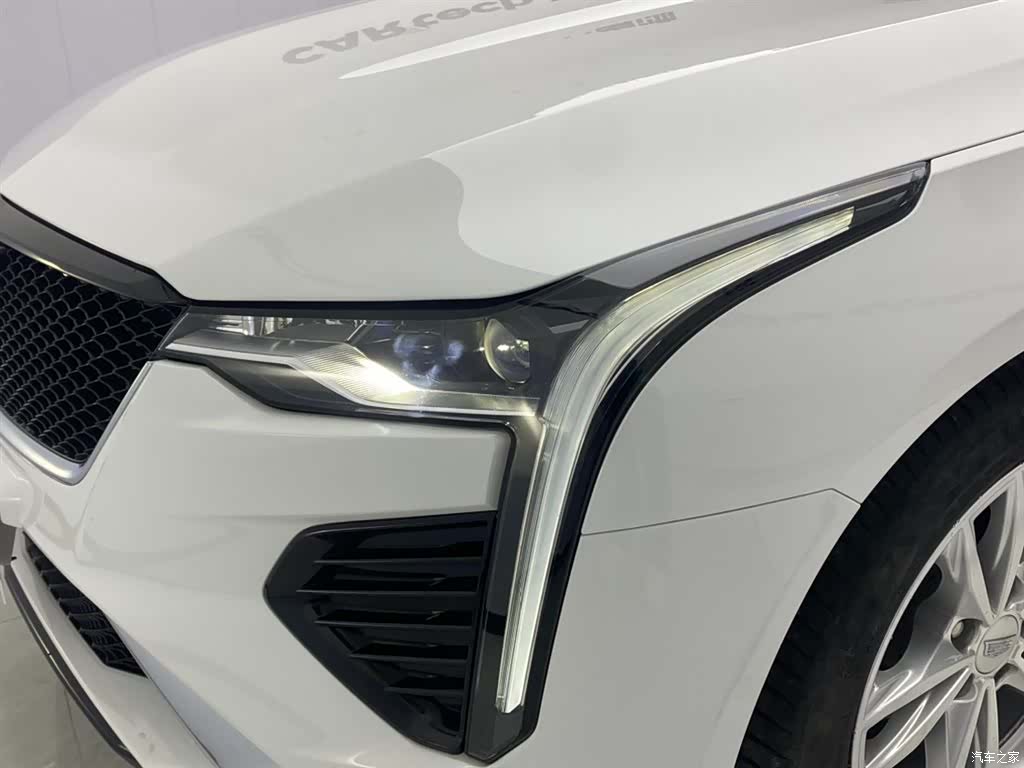 Cadillac CT4, 2022 9