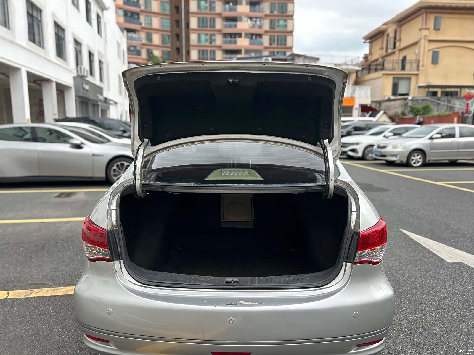 Nissan Sylphy, 2012 33