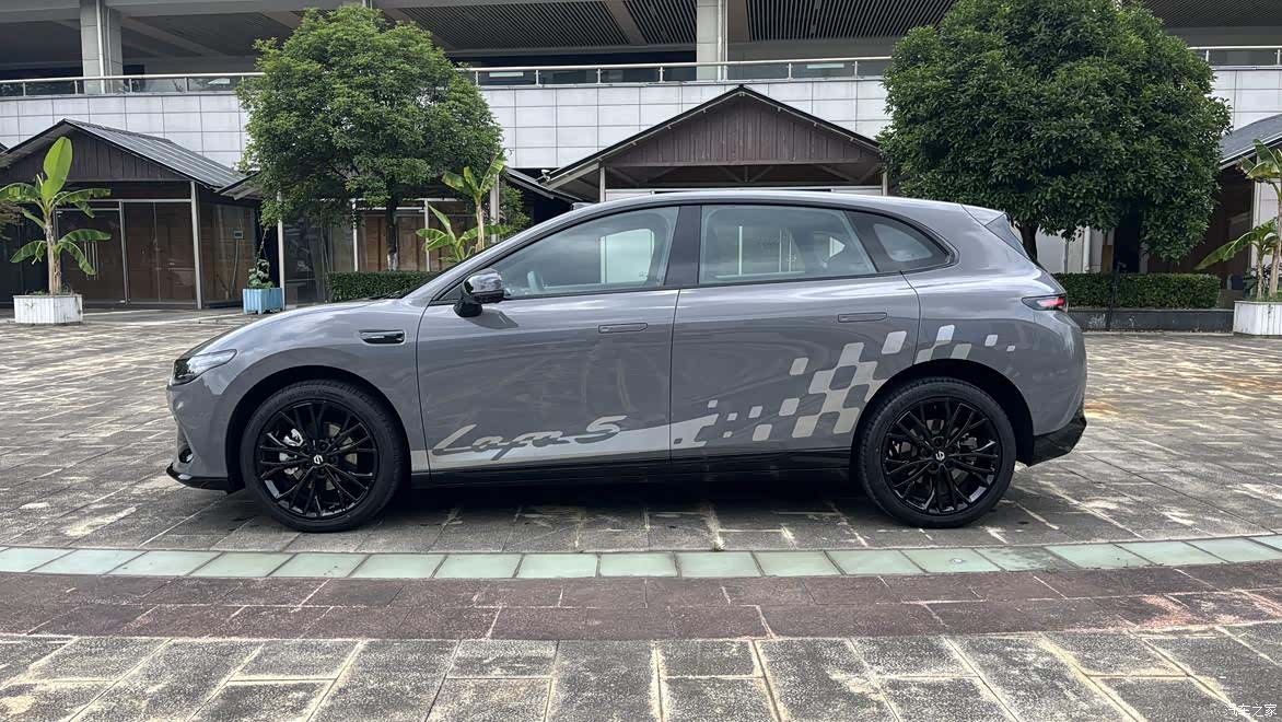 Leapmotor Lafa5, 2025 4
