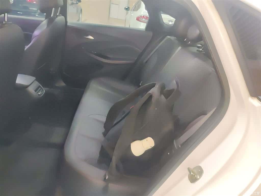 Buick Verano, 2023 17