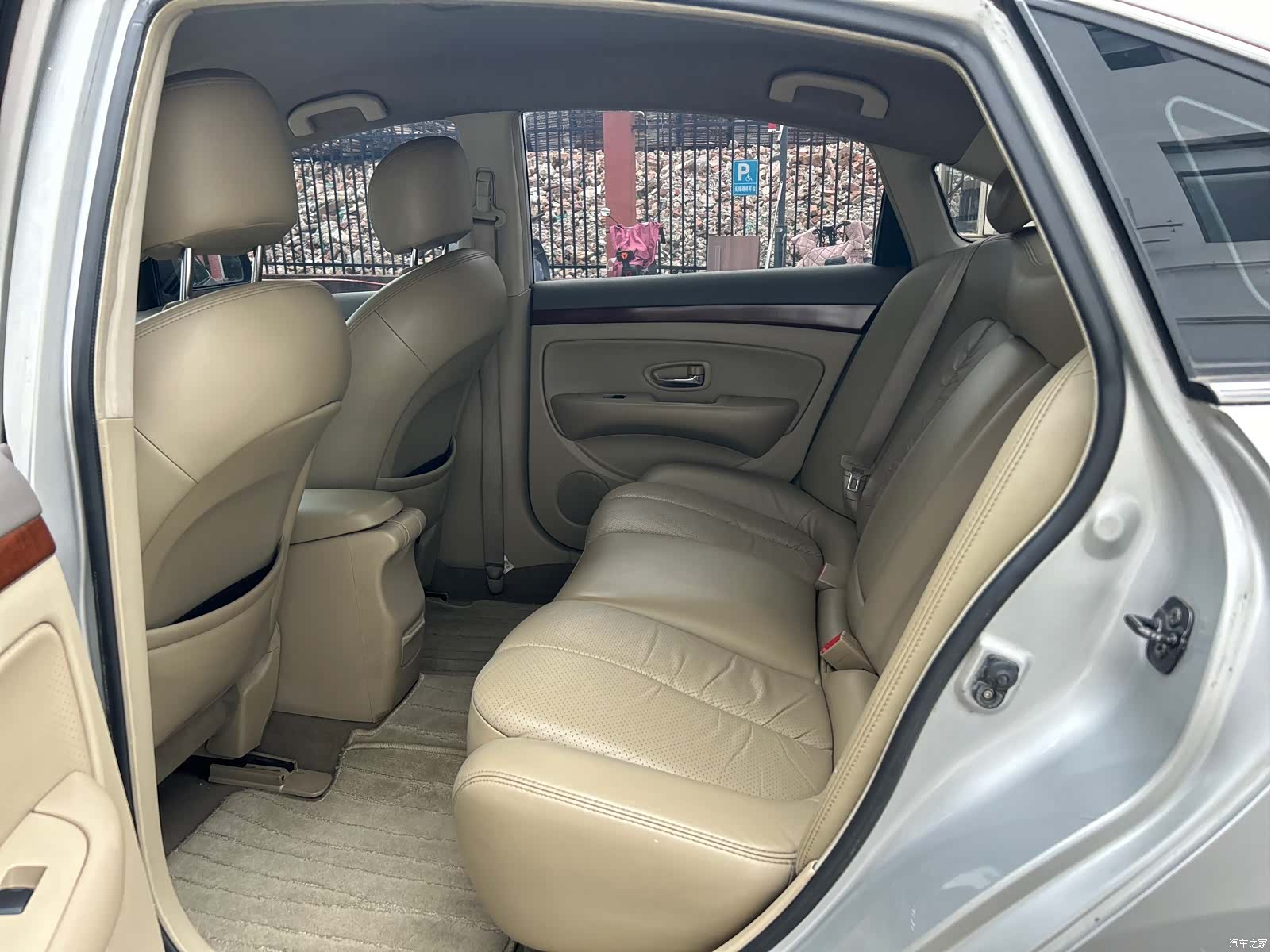 Nissan Sylphy, 2012 15