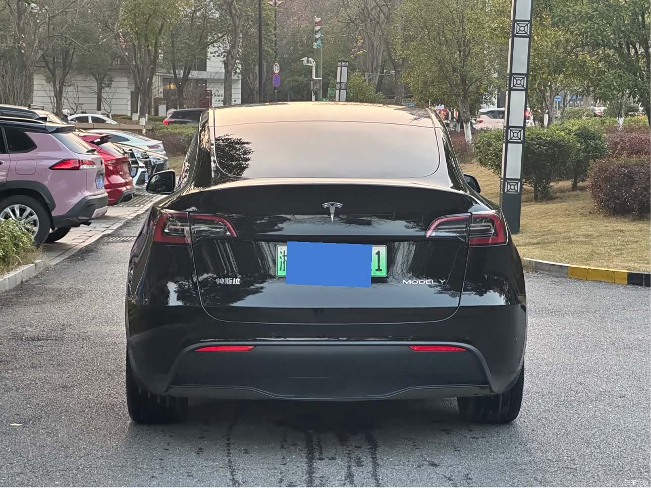 Tesla Model Y, 2022 4