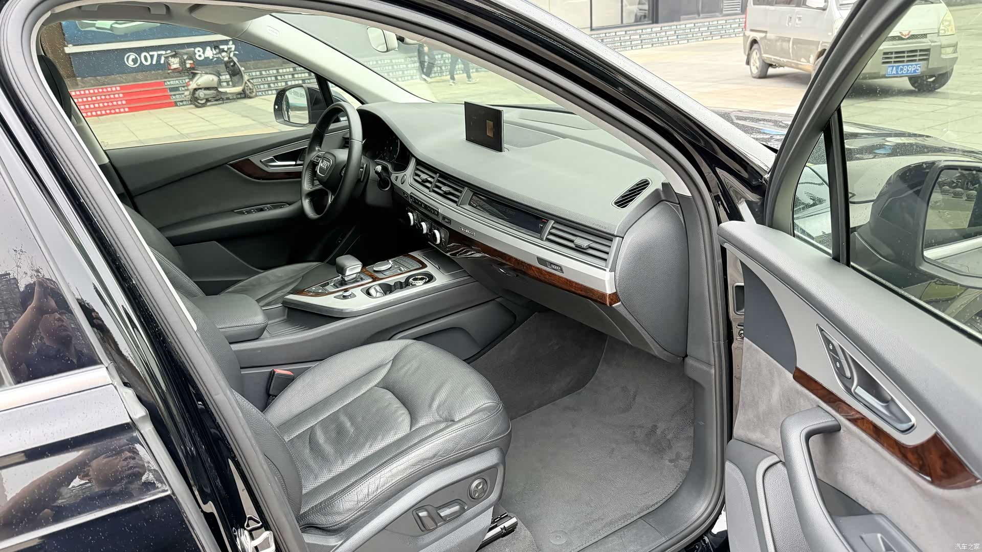Audi Q7, 2016 10