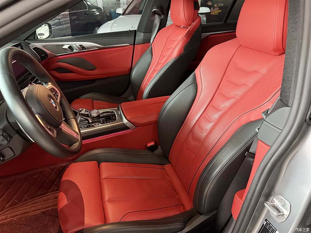 BMW 8 Series, 2024 14