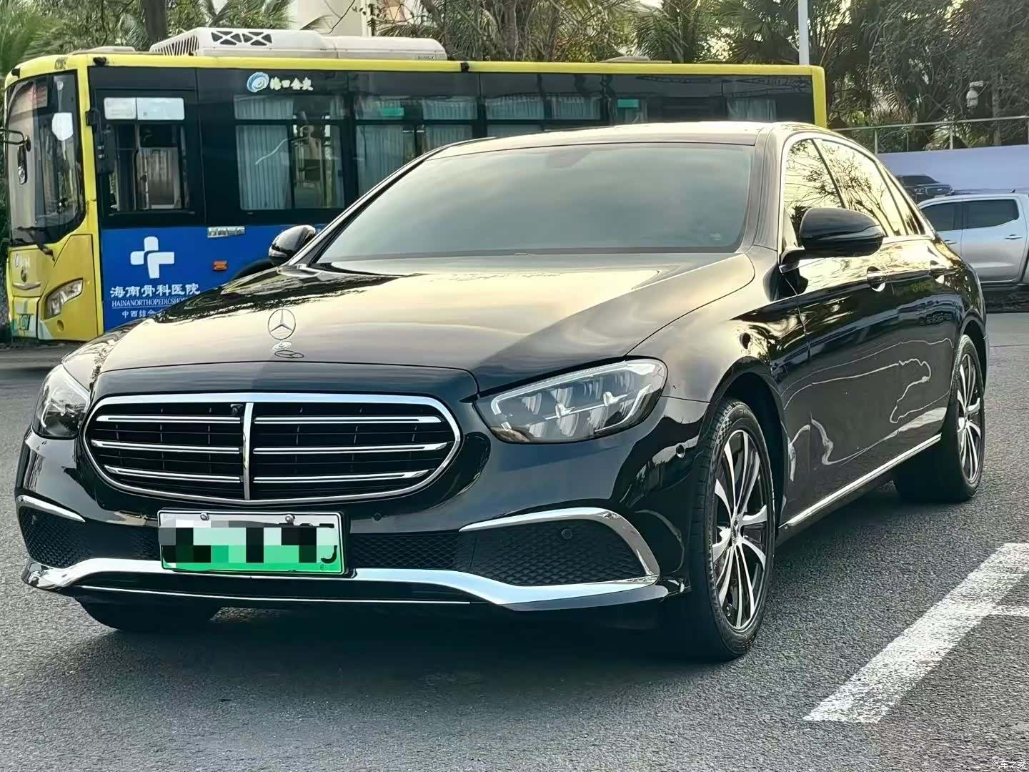 Mercedes-Benz E-Class, 2022 1