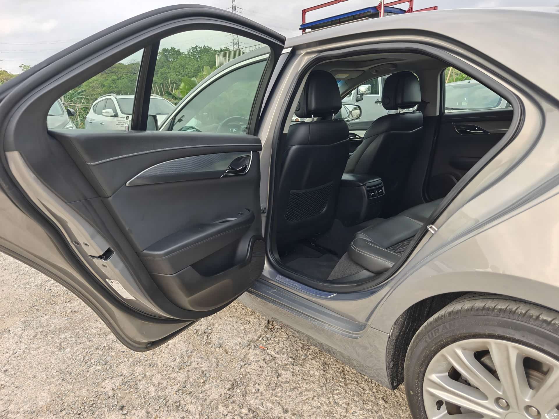 Cadillac ATS-L, 2019 13