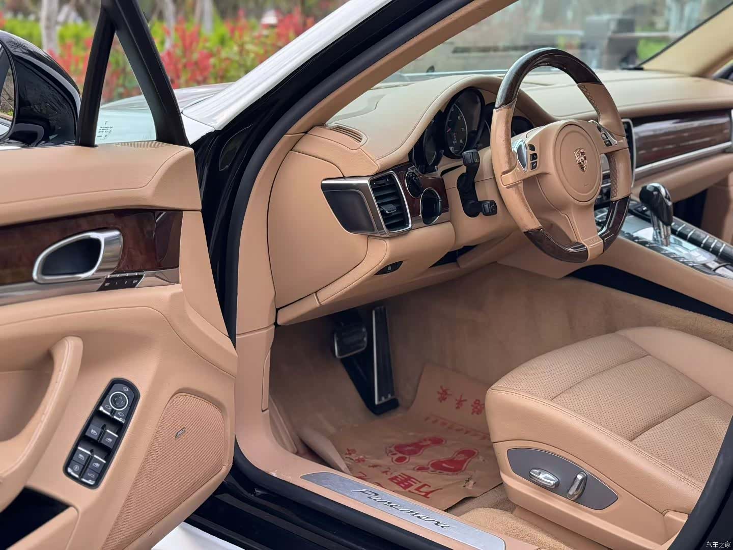 Porsche Panamera, 2011 8