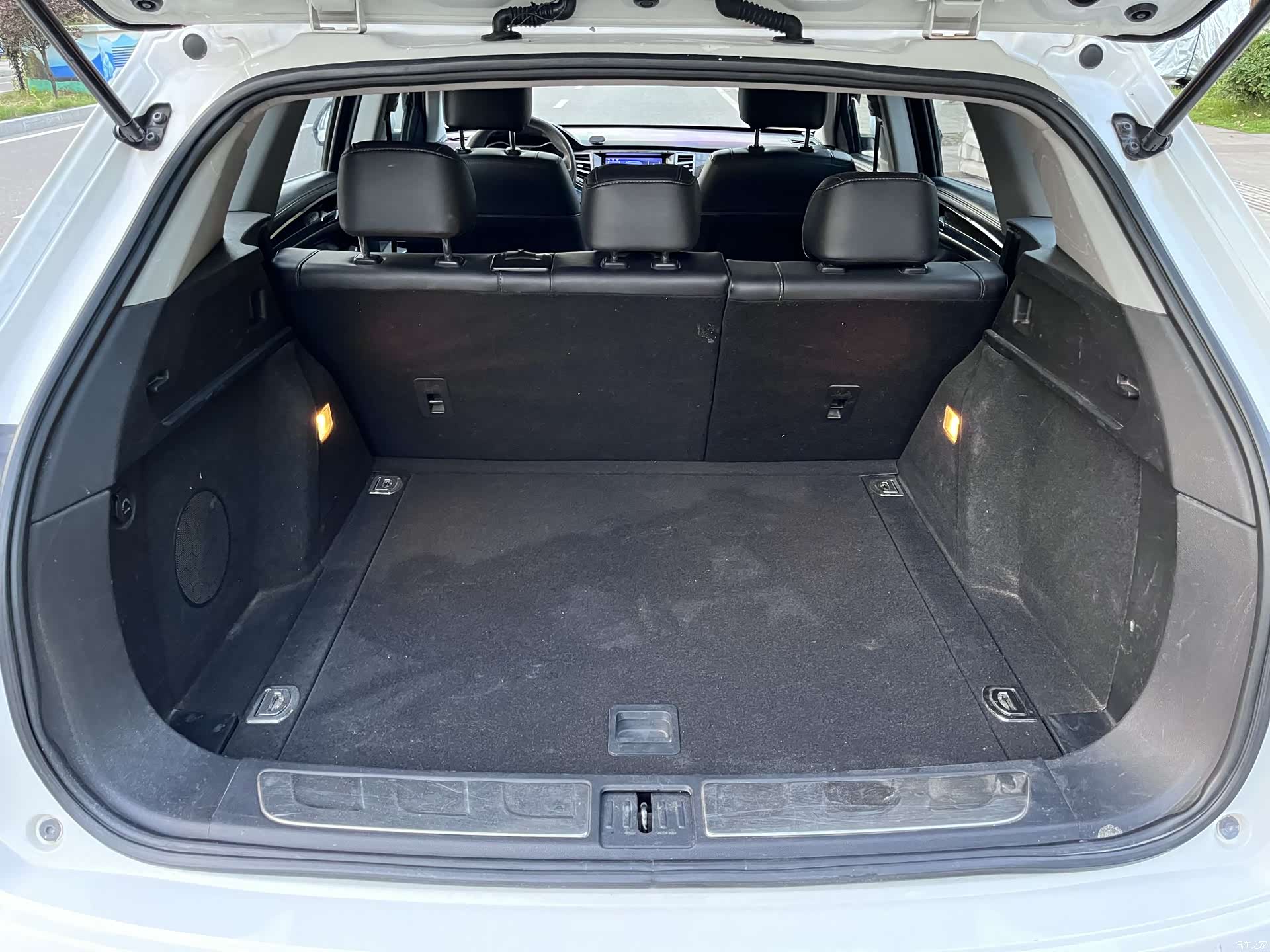 Zotye X7, 2017 11