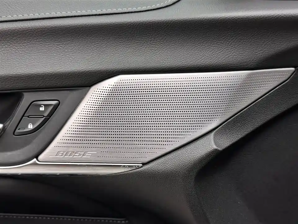 Cadillac CT4