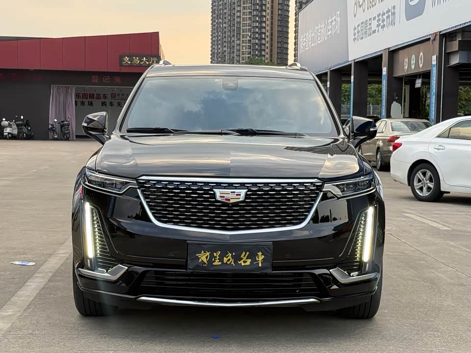 Cadillac XT6