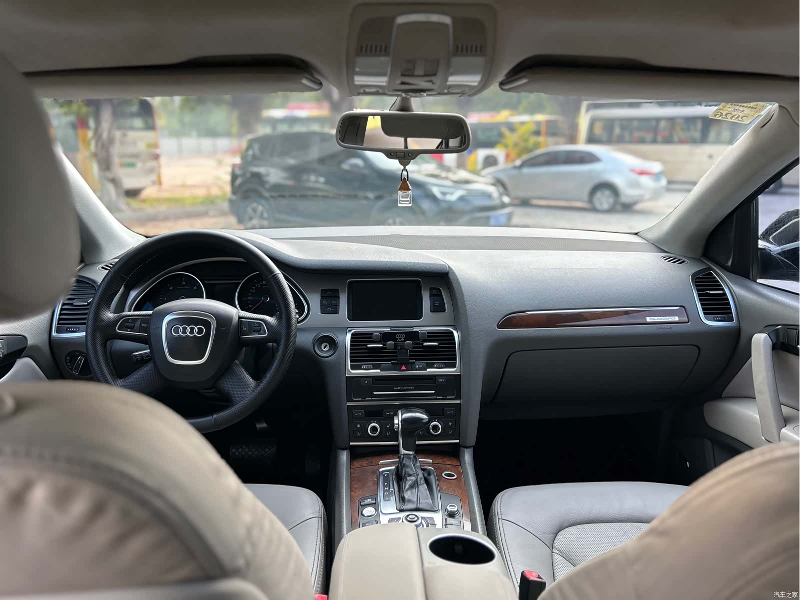 Audi Q7, 2011 18