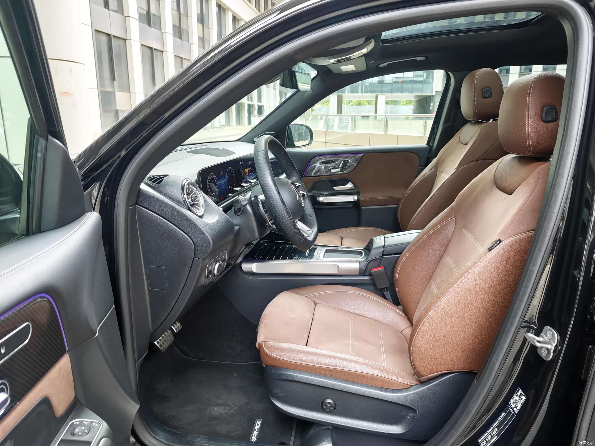 Mercedes-Benz GLB, 2025 21