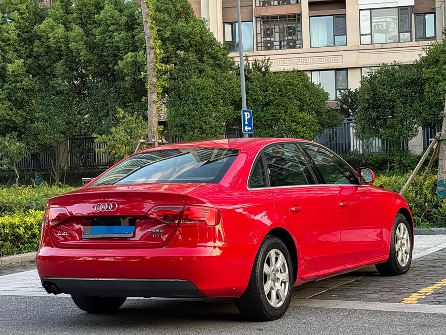 Audi A4L 2011, фото 5