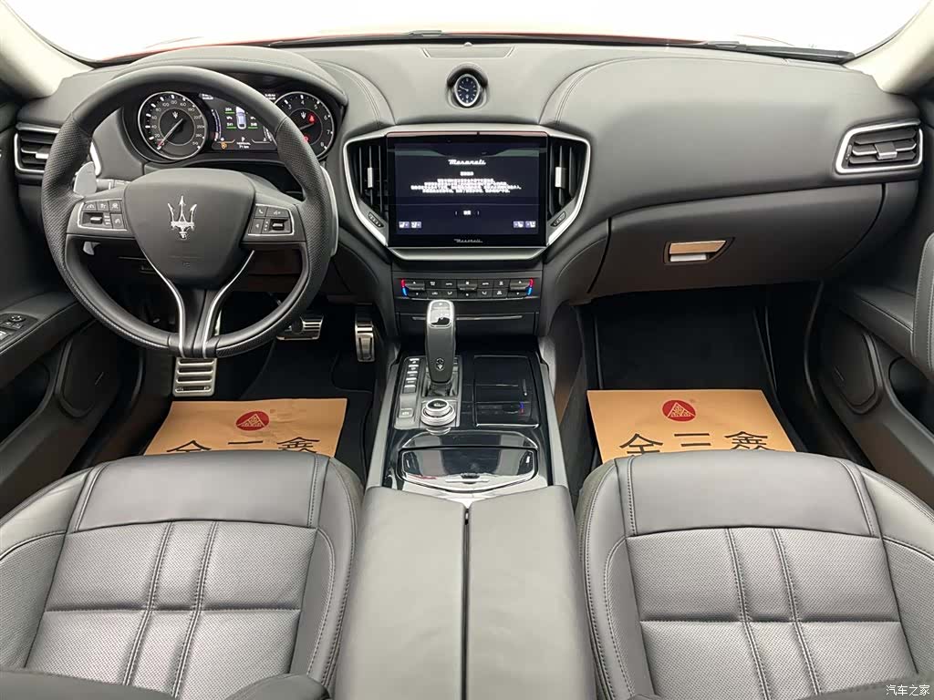 Maserati Ghibli, 2026 34