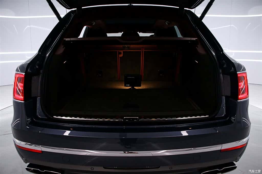 Bentley Bentayga, 2019 15