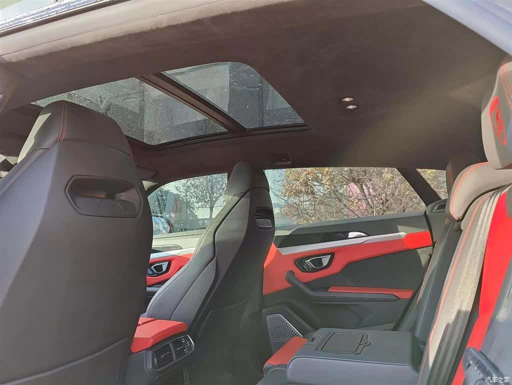 Lamborghini Urus, 2019 8