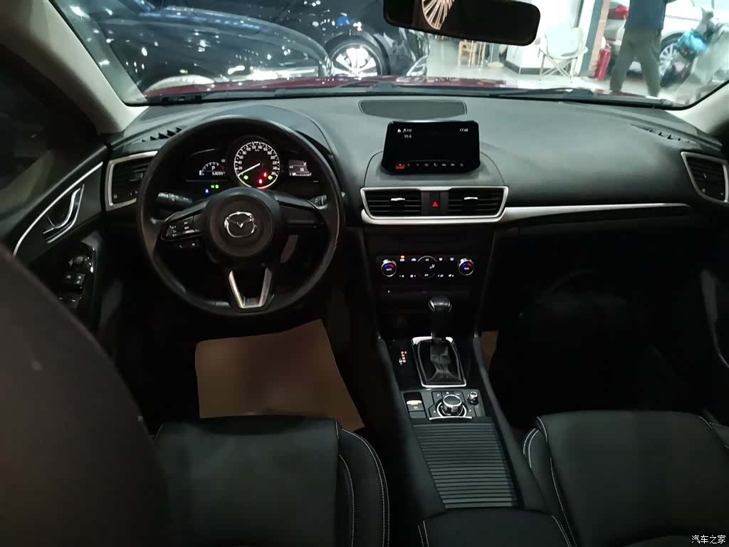 Mazda Mazda3, 2019 10