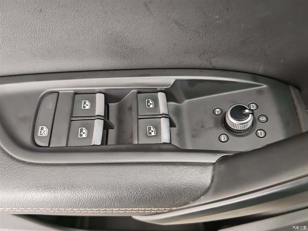 Audi Q5L, 2020 9