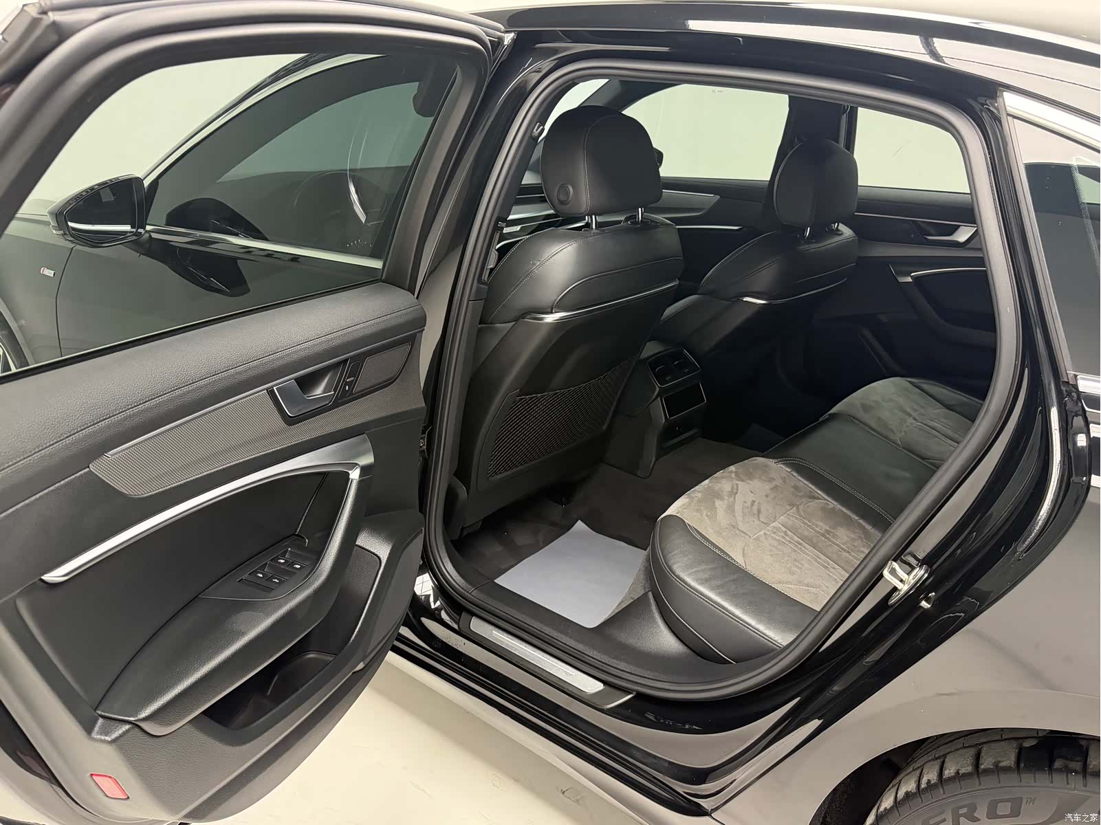 Audi A6L, 2022 13