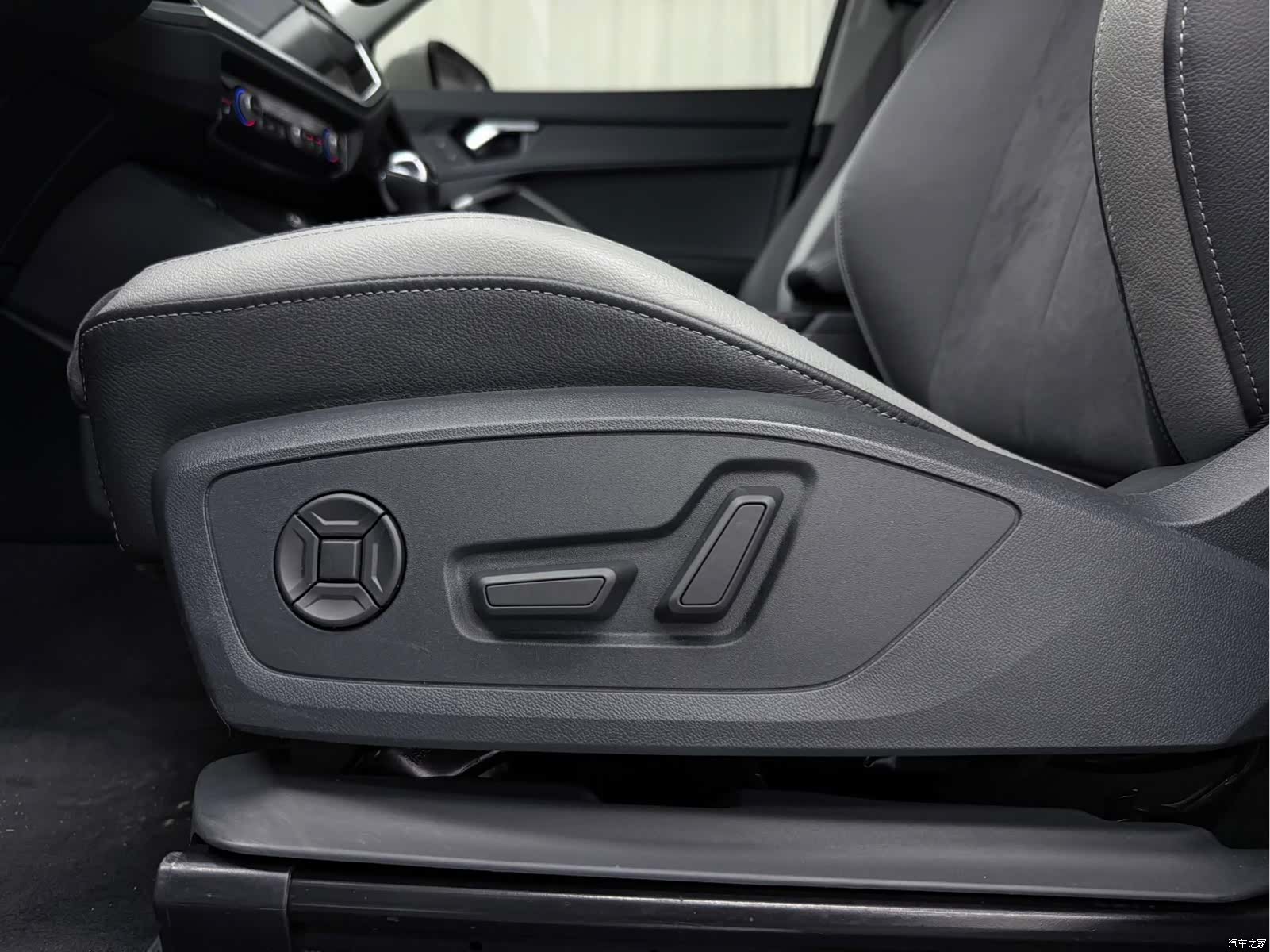 Audi Q3, 2022 15