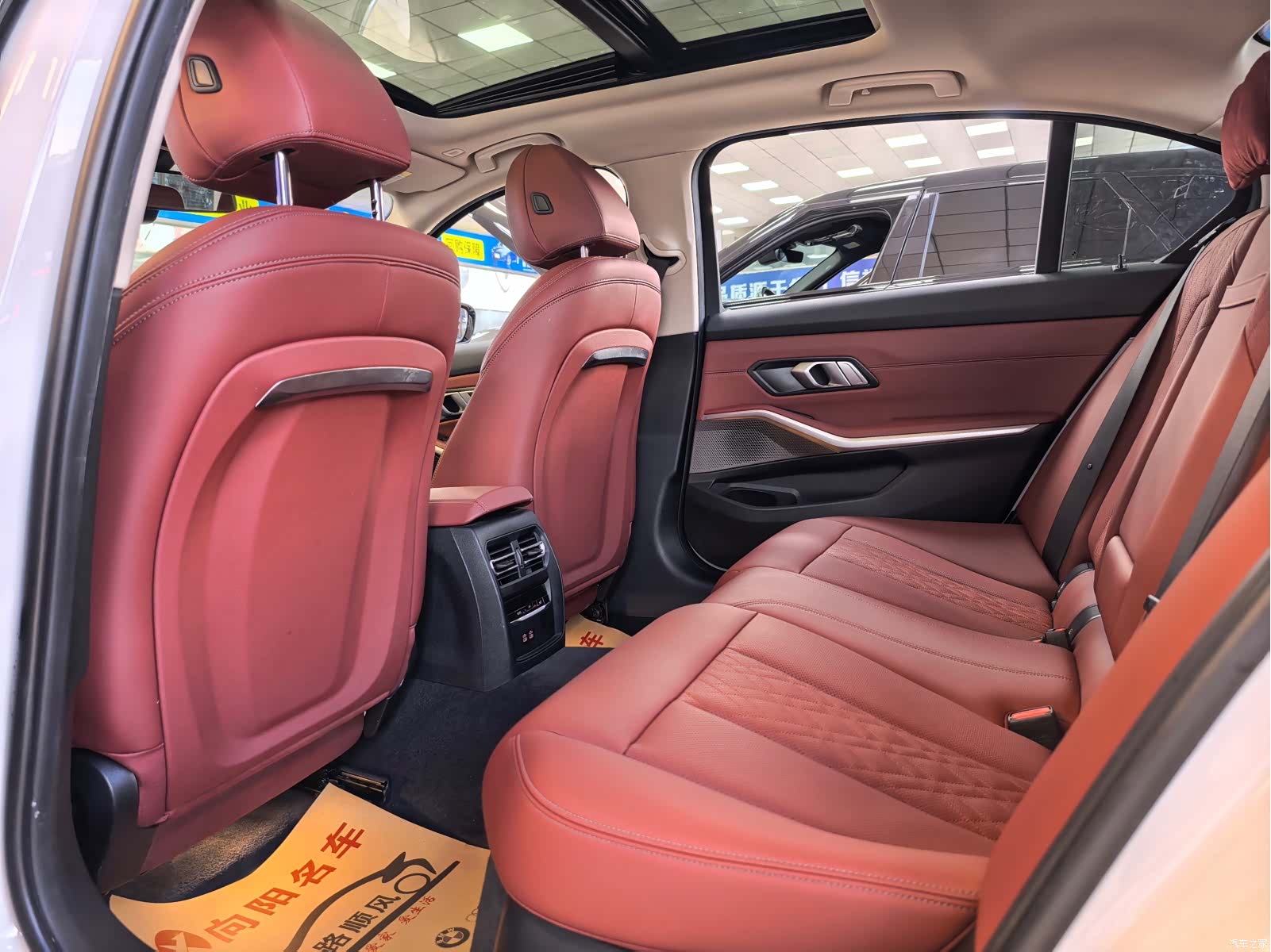 BMW 3 Series, 2023 11