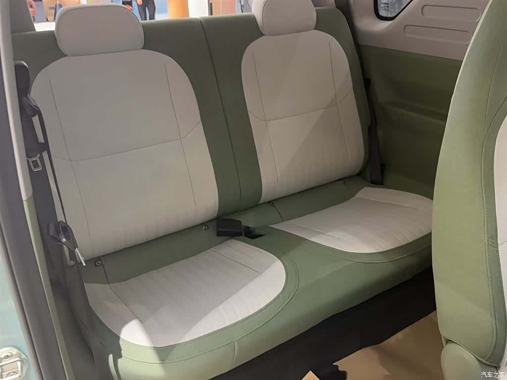 Geely Panda, 2025 18