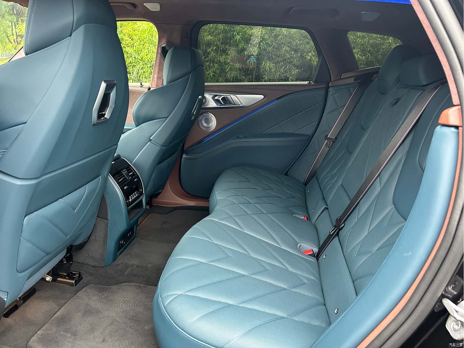 BMW XM, 2024 11