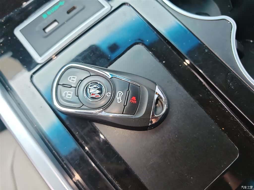 Buick GL8, 2021 9