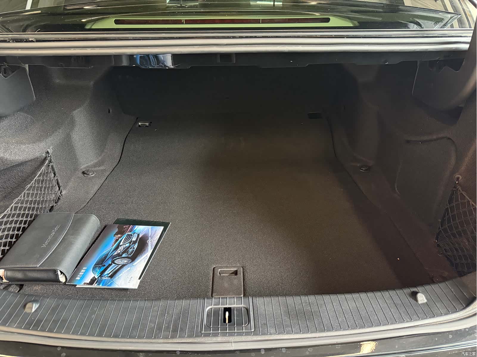 Mercedes-Benz E-Class, 2015 15