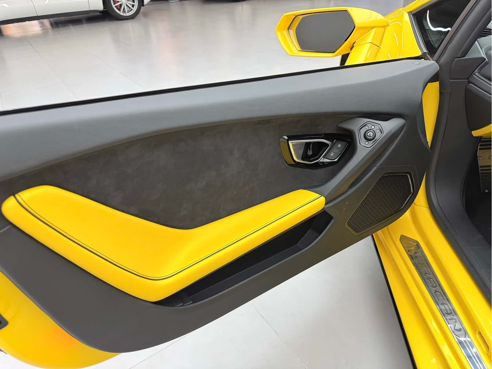 Lamborghini Huracán, 2021 11
