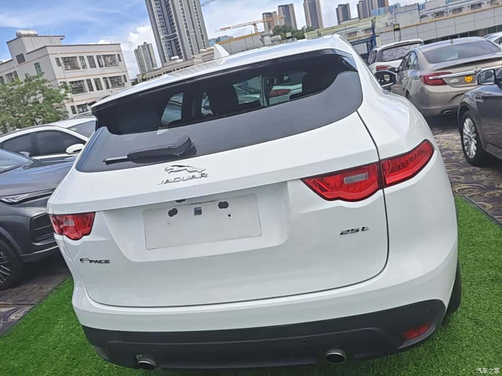 Jaguar F-PACE, 2017 6