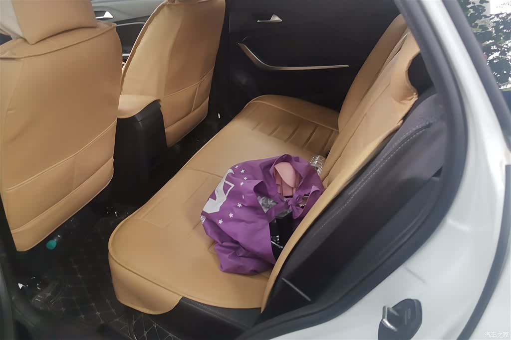 Chery 3x, 2025 11