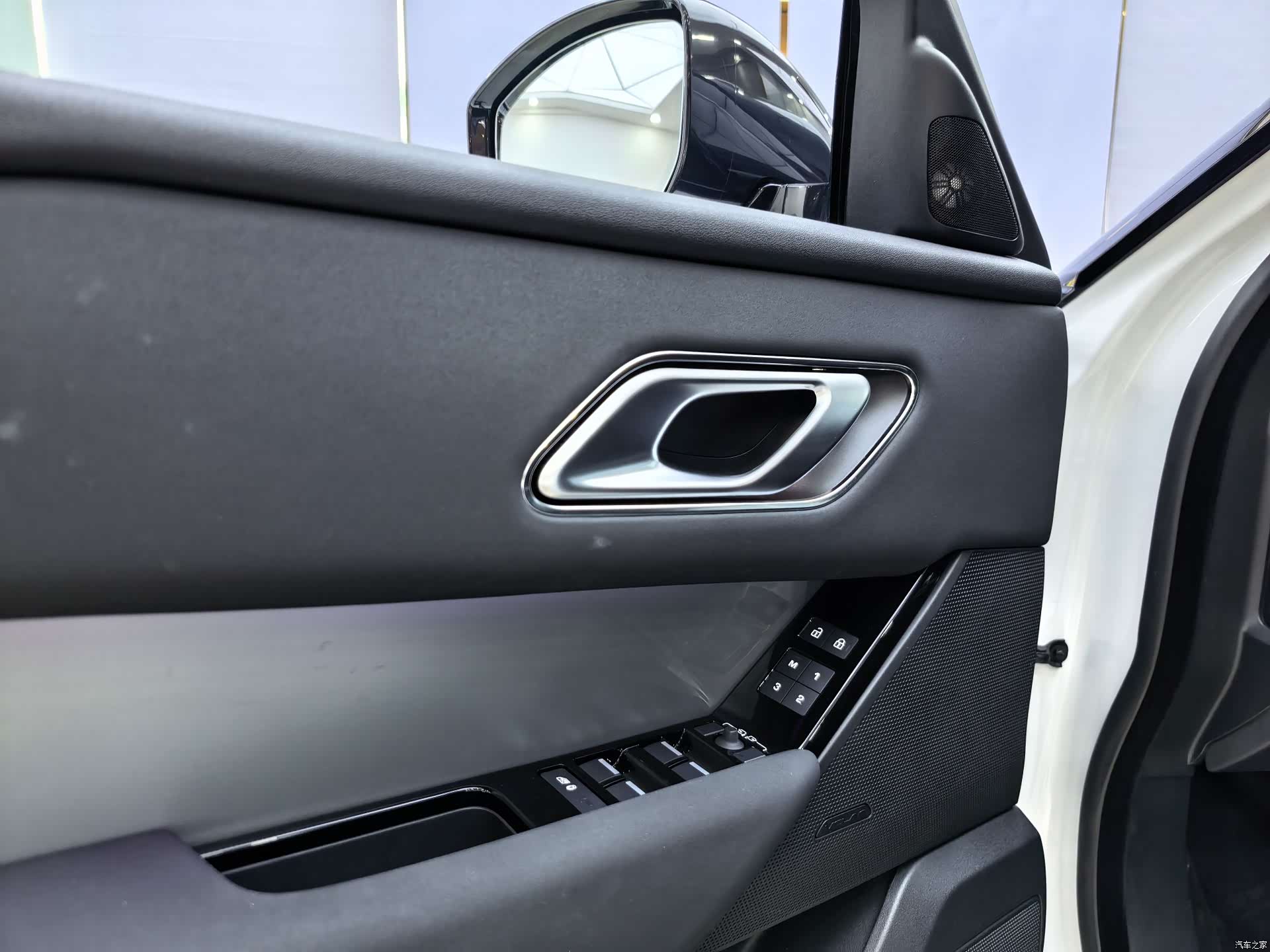 Land Rover Range Rover, 2025 все фото