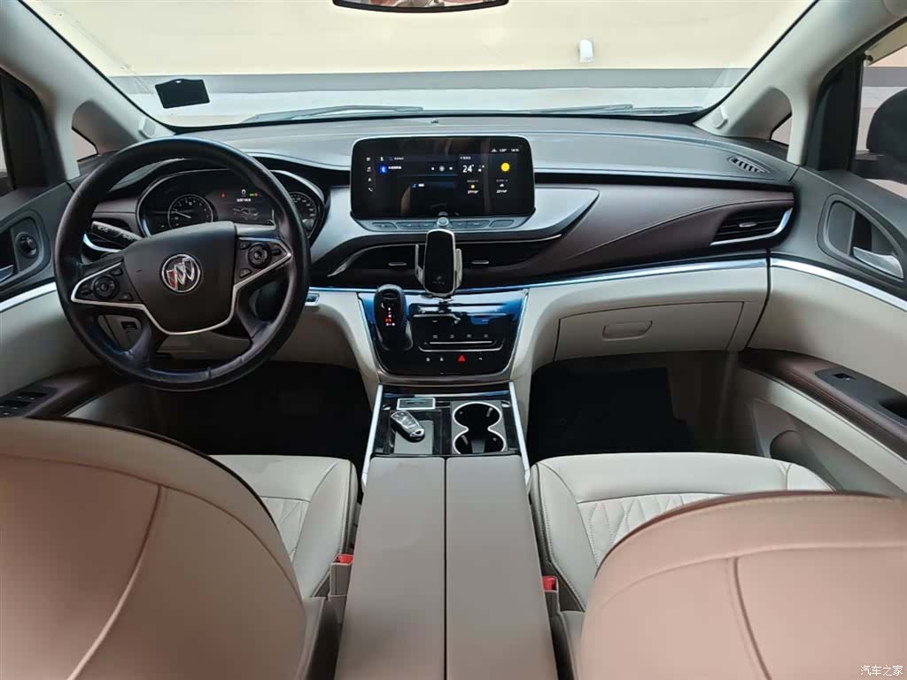 Buick GL8, 2021 10
