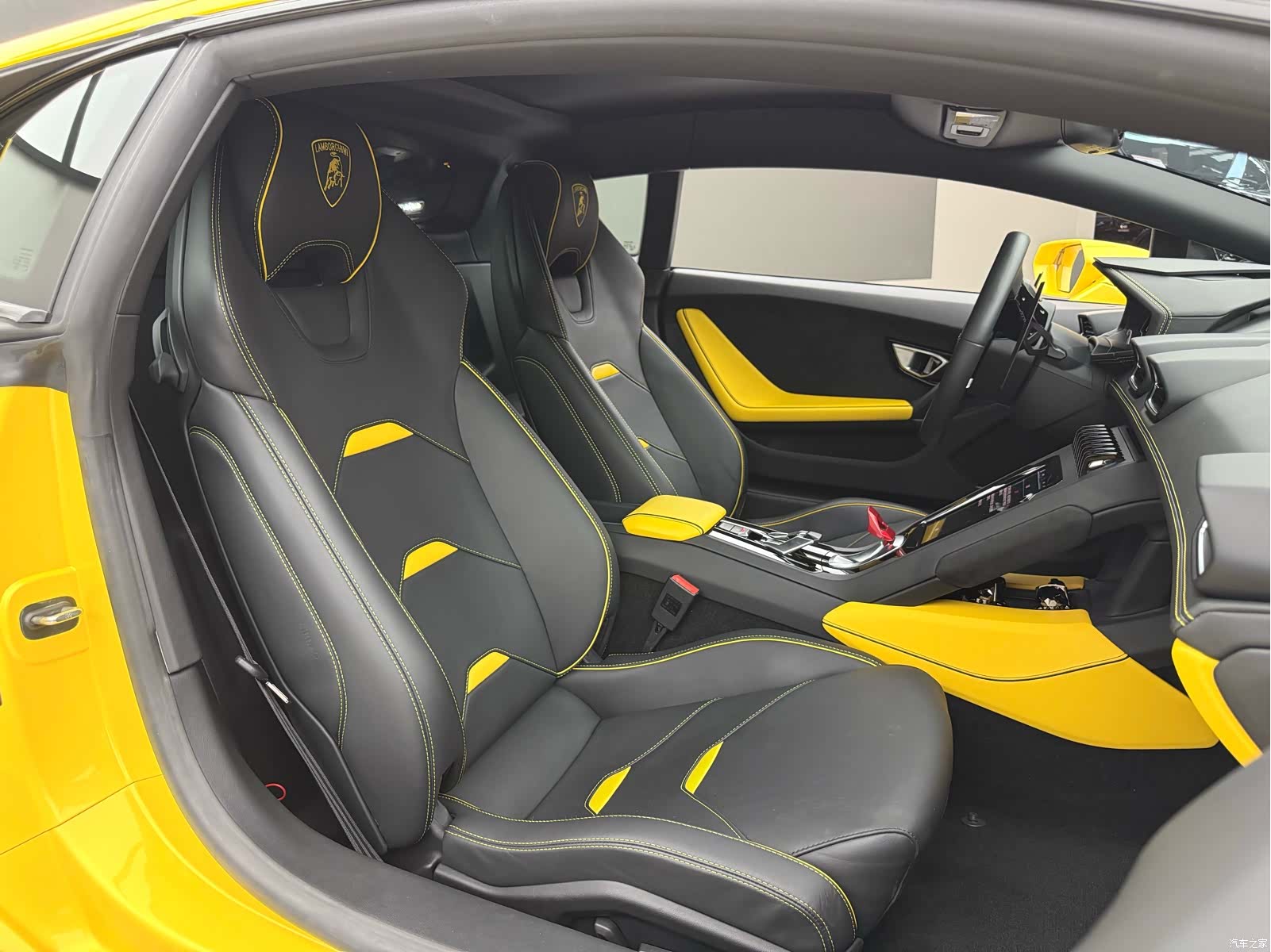 Lamborghini Huracán, 2021 9