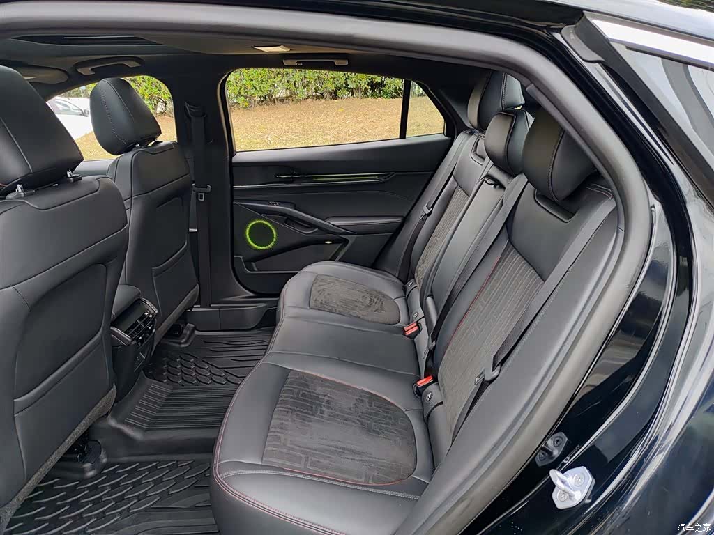 Ford Mondeo, 2024 8