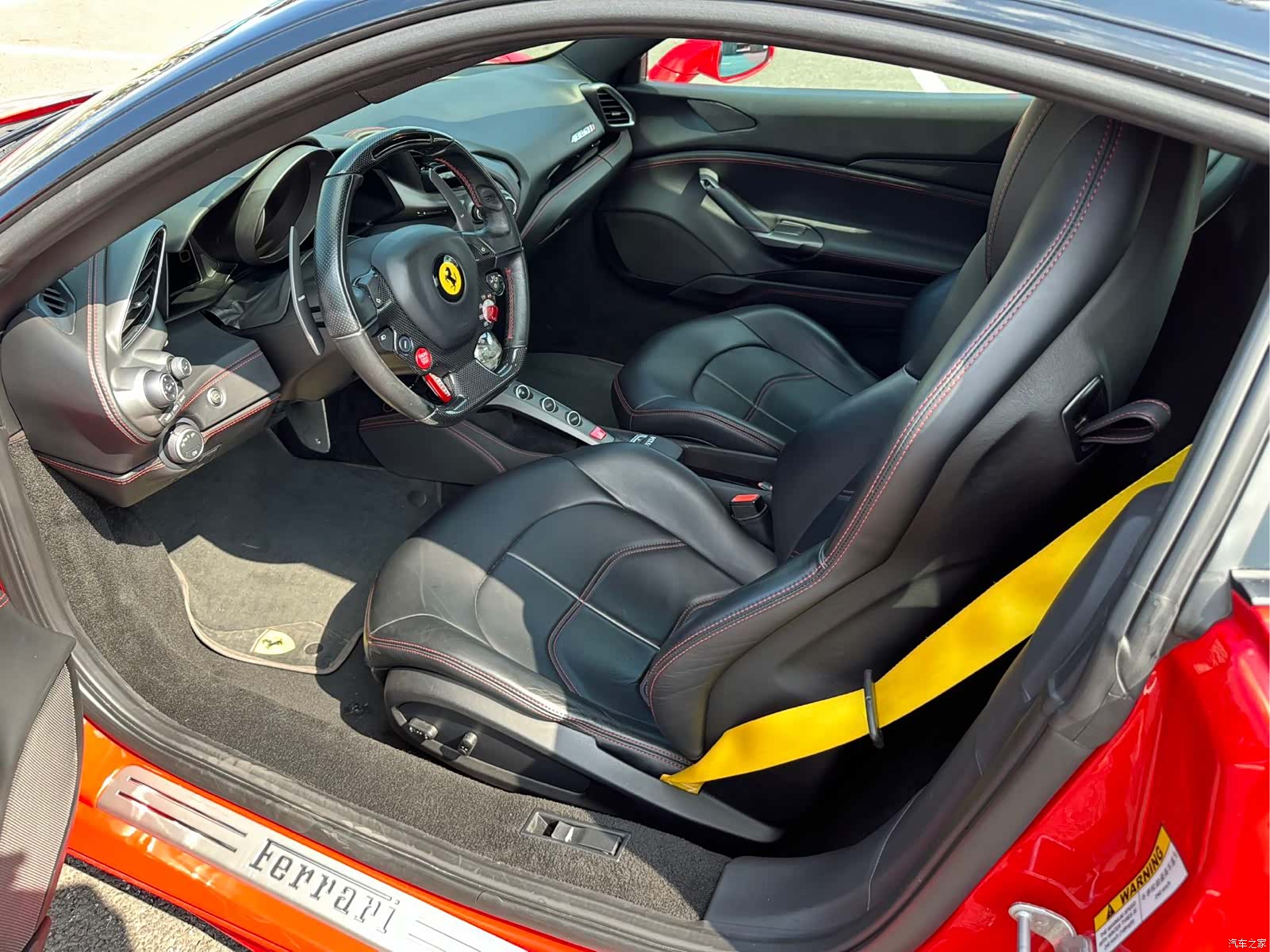 Ferrari 488, 2017 14