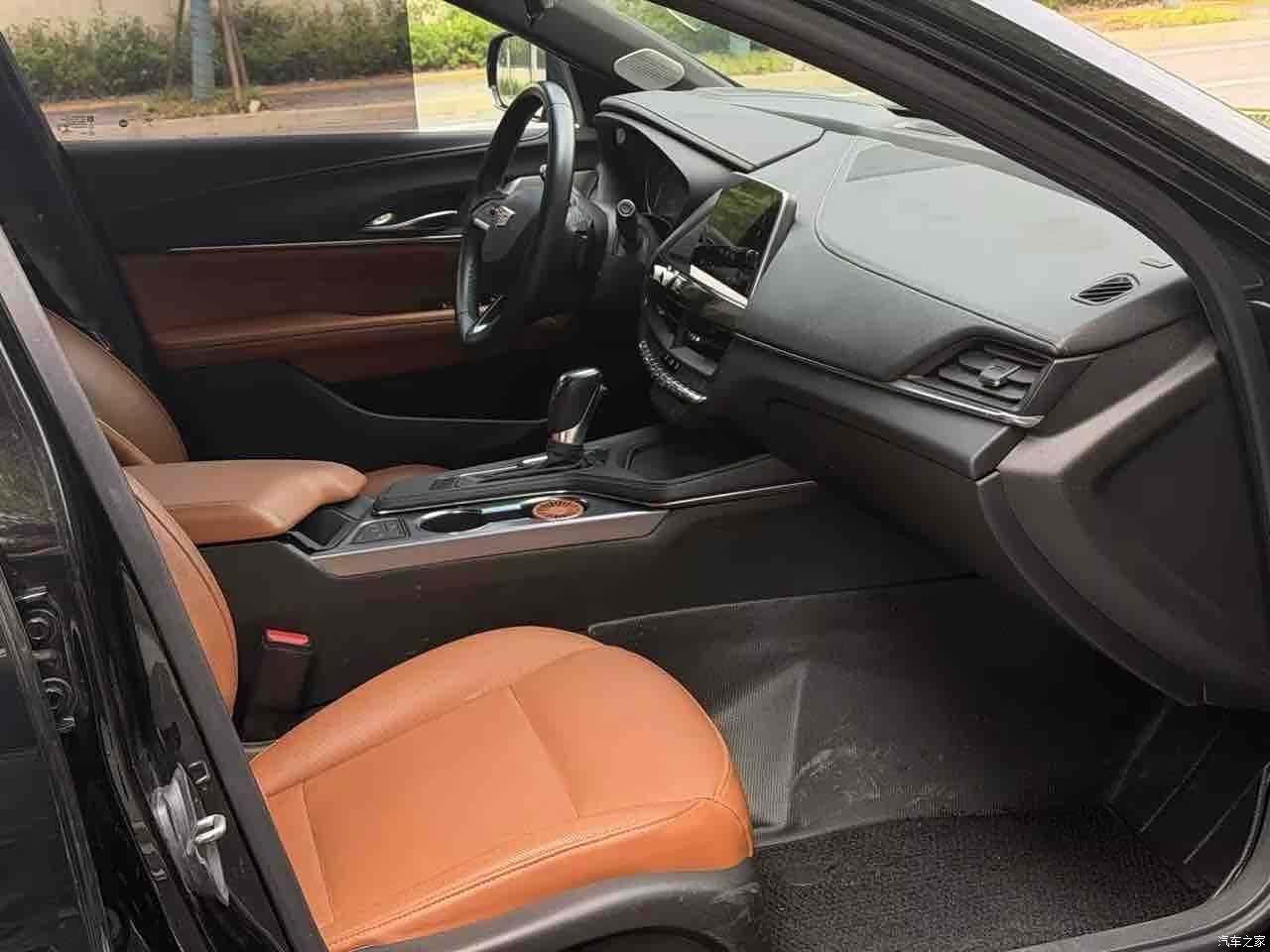 Cadillac CT4, 2022 8