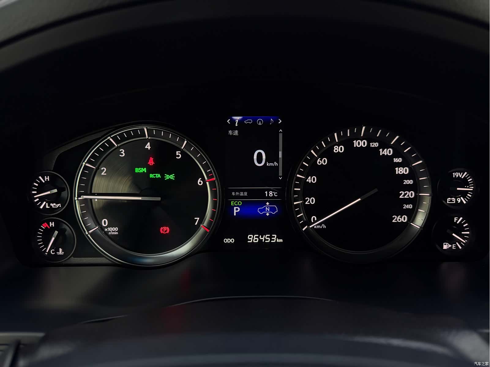 Lexus LX, 2017 8