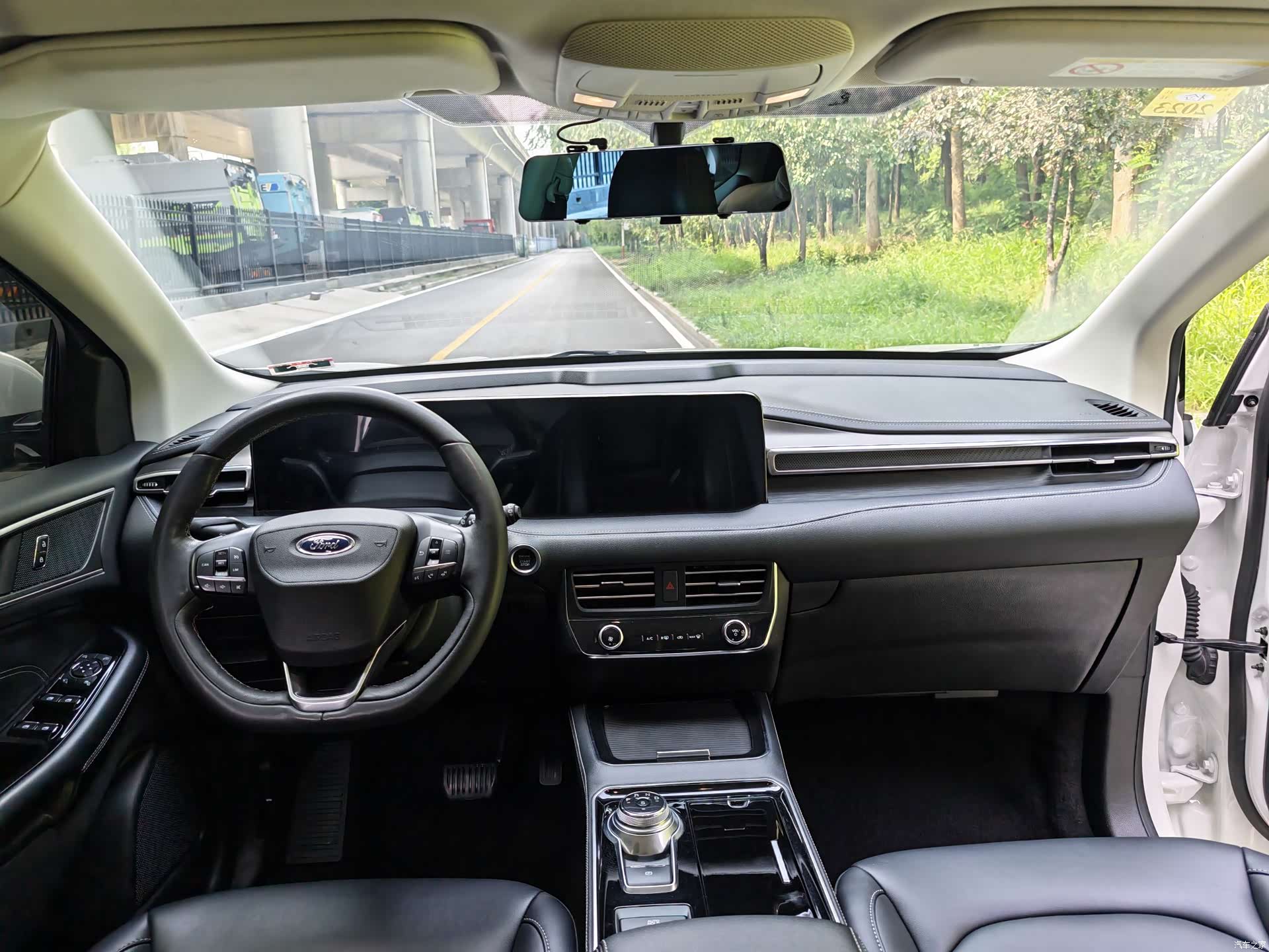 Ford Edge, 2021 4